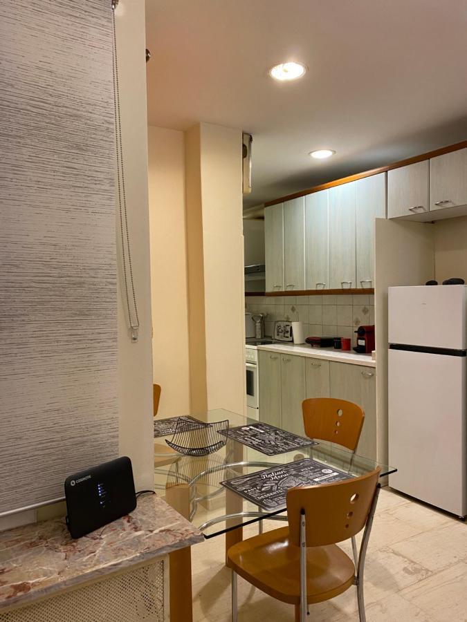 Elegant Apartment เอเธนส์ ภายนอก รูปภาพ
