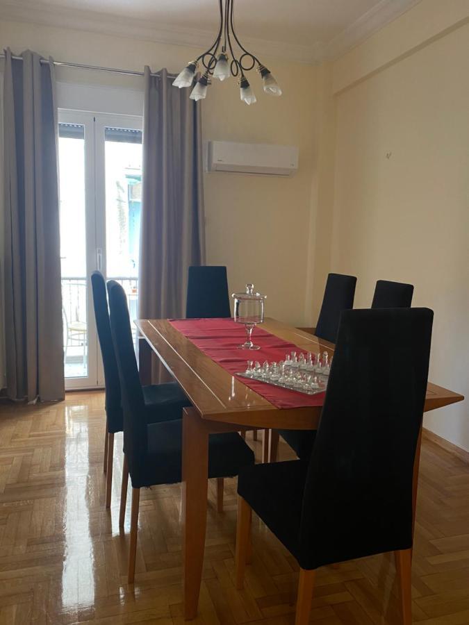 Elegant Apartment เอเธนส์ ภายนอก รูปภาพ