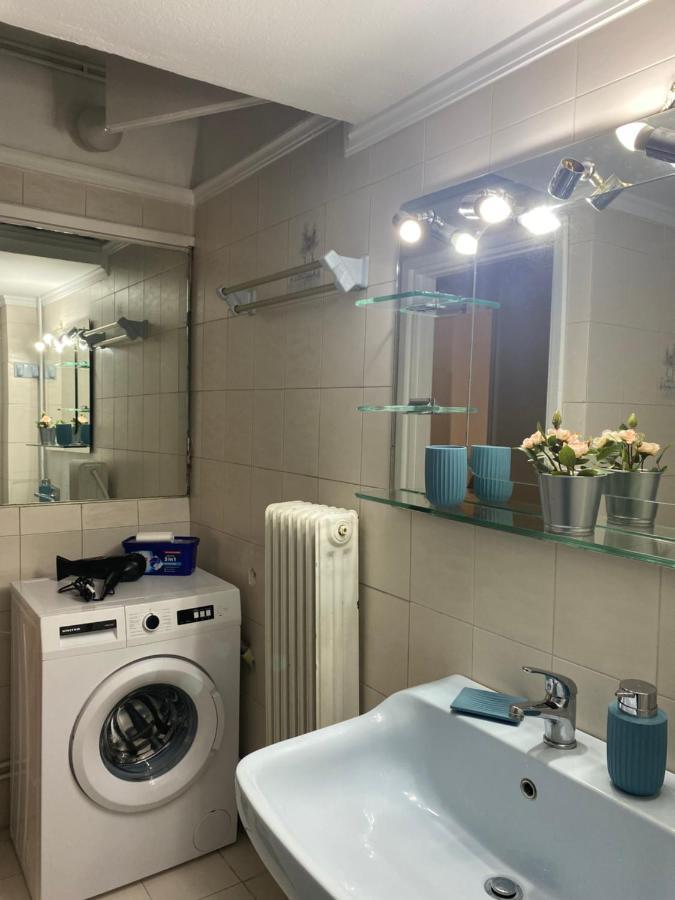 Elegant Apartment เอเธนส์ ภายนอก รูปภาพ