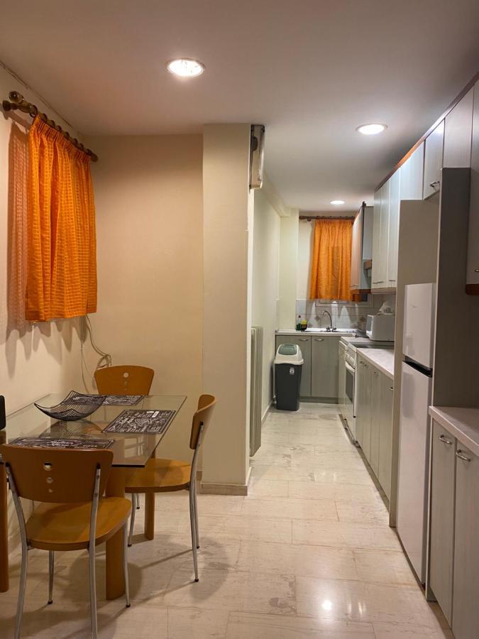 Elegant Apartment เอเธนส์ ภายนอก รูปภาพ